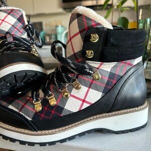 Plaid Women's Boots with Black and Red Accents